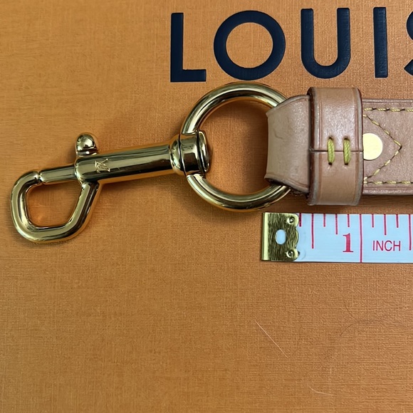 Louis Vuitton Adjustable Strap - Picture 5 of 9